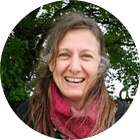 contact : mini portrait de Caroline "Calendula"